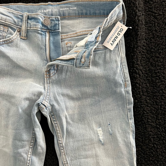 NWT Boy’s Old Navy size 10 Original Taper Built in Flex Jeans, perfect color - Picture 2 of 4